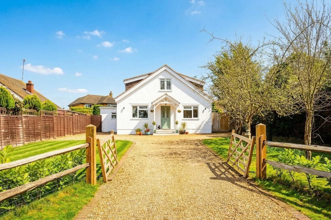 Casa en Effingham, Inglaterra 1 - 18761043