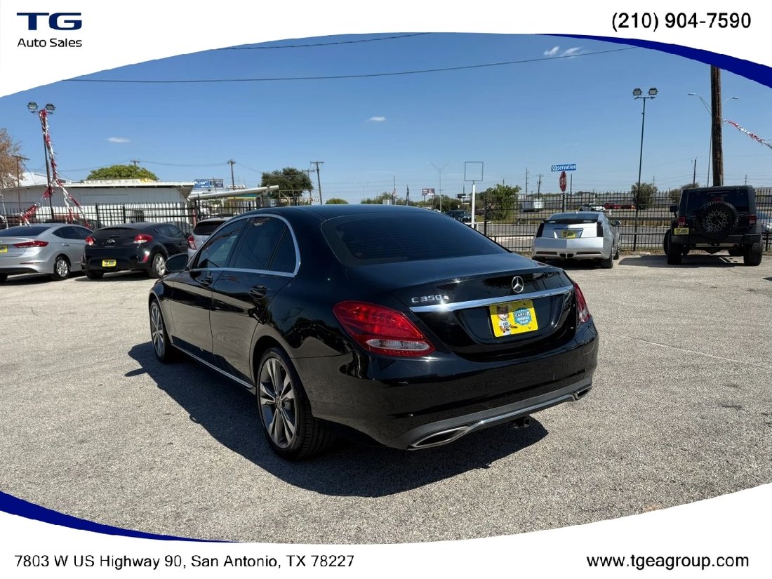 Sedan in San Antonio, TX, United States 5 - 18755375
