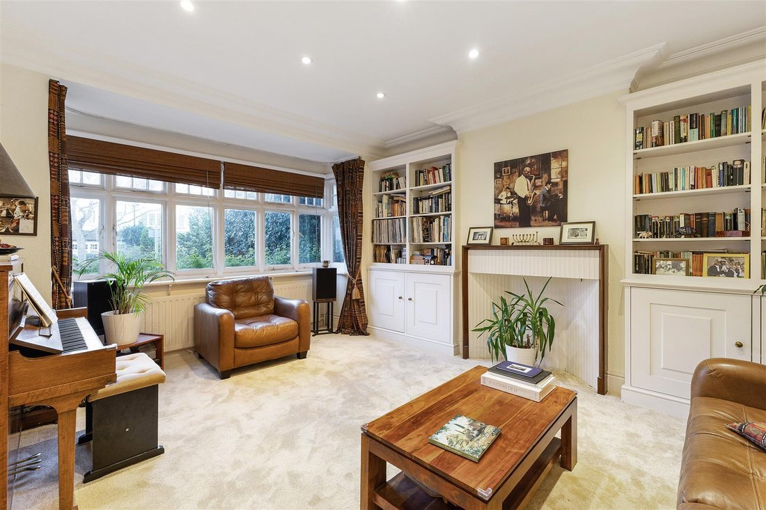 House in Childs Hill, Barnet, England 3 - 18760991