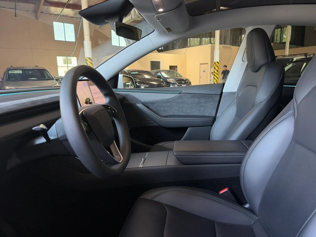 Suv in El Monte, CA, United States 3 - 18753449