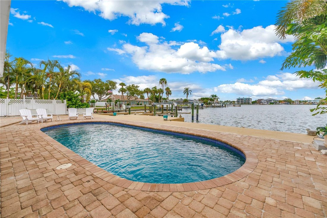 Haus in St. Pete Beach, Florida, Vereinigte Staaten 1 - 18754030