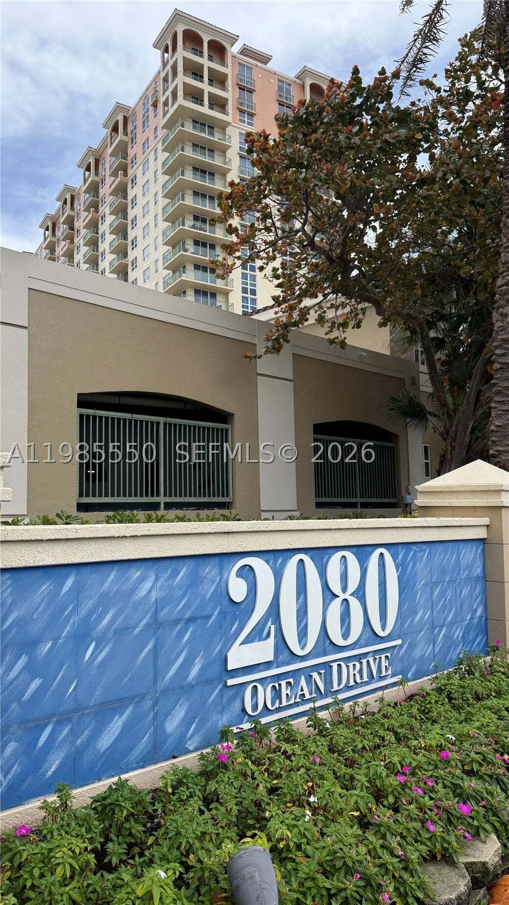 Condo in Hallandale Beach, Florida, United States 1 - 17624786