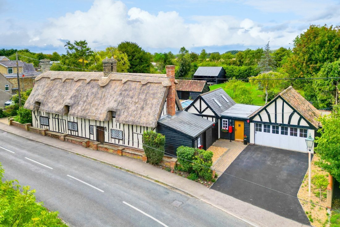 Maison à Whaddon, Angleterre 1 - 18761190
