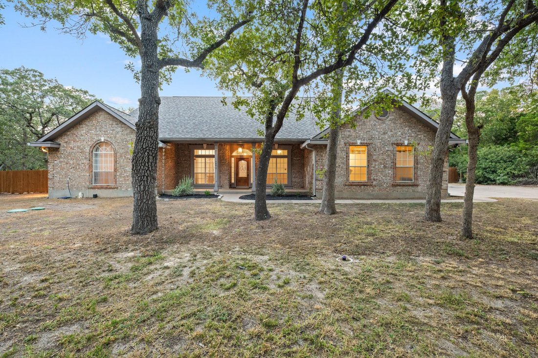 Casa en Elgin, Texas, Estados Unidos 4 - 18749065