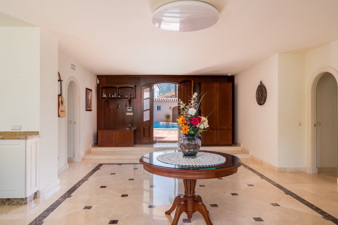 Villa en Fuengirola, Andalucía, España 5 - 18749159