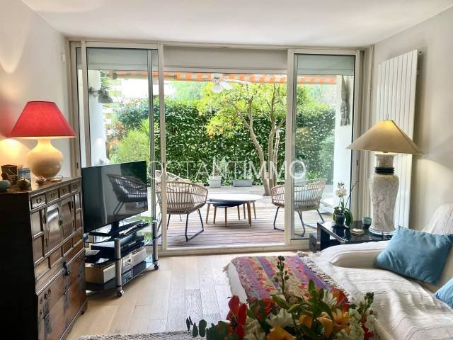 Appartamento a Les Cougoulins-Rastines, Antibes, Francia 2 - 17341767