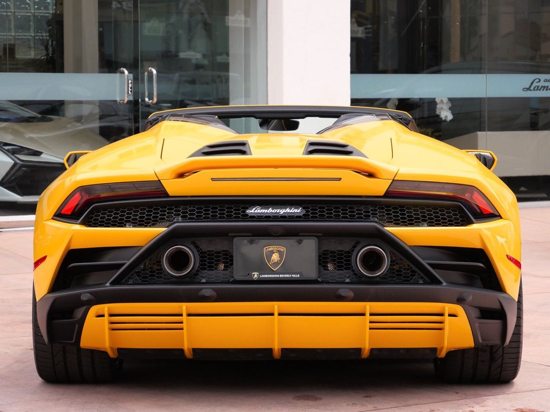 Cabriolet in Beverly Hills, CA, United States 4 - 18757386