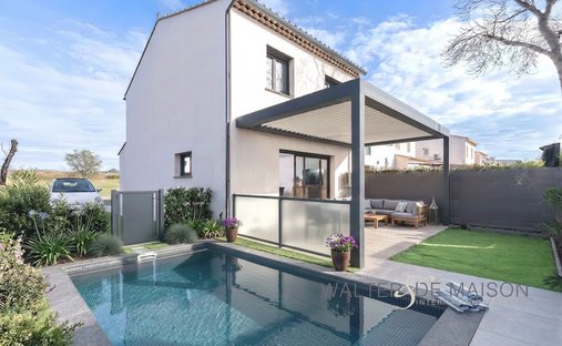 Villa à Centre, Le Pradet, France 1