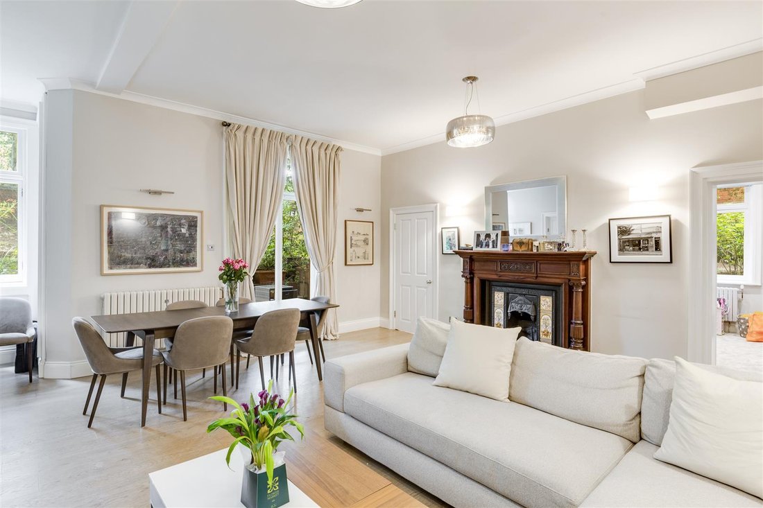 Apartment in Hamstead, Shalfleet, England 3 - 18761212