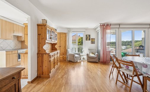 Apartment in Belmont-sur-Lausanne, Vaud, Switzerland 1