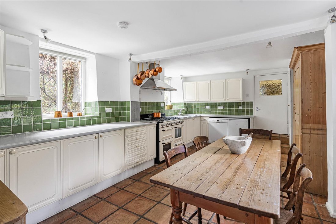 House in Bicester, England 3 - 15591396