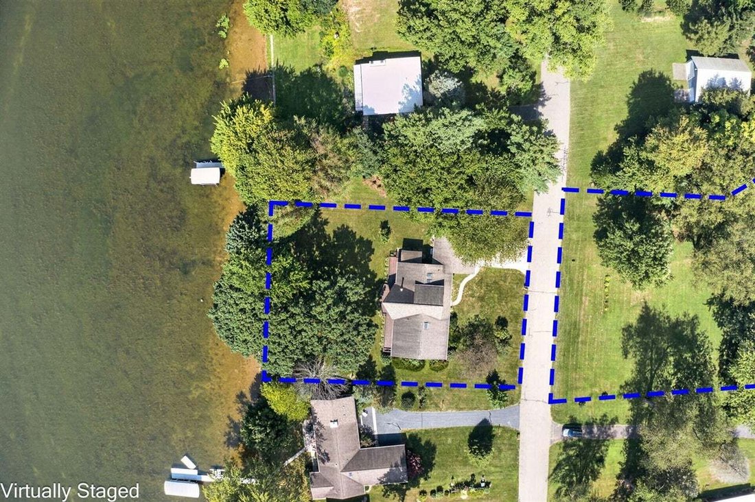 Maison à Marcellus, Michigan, États-Unis 4 - 18758242