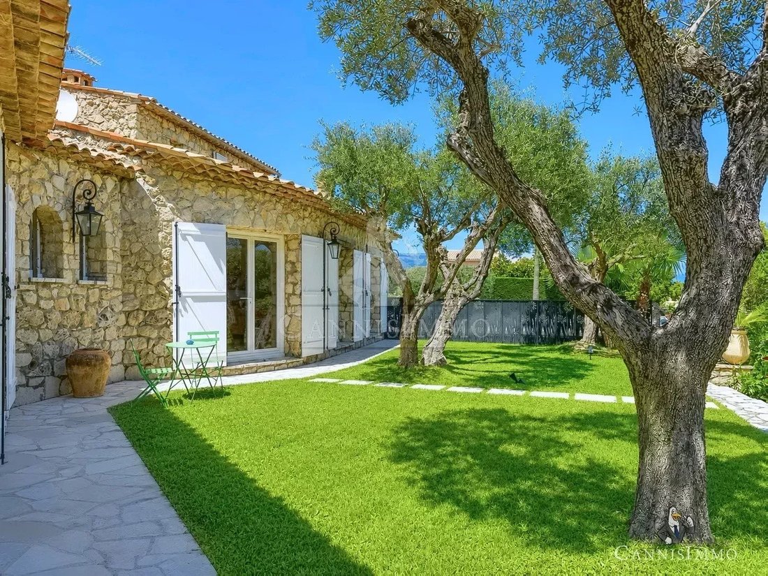 Haus in Tanneron, Provence-Alpes-Côte d'Azur, Frankreich 1 - 18756102