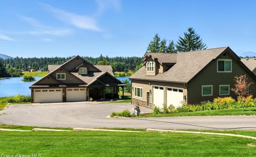 House in Sagle, Idaho, United States 1