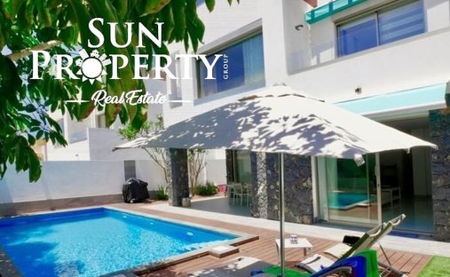 Villa in Los Cristianos, Kanarische Inseln, Spanien 1