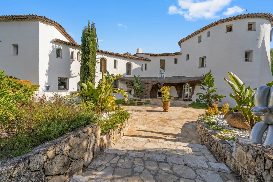 Villa à Opio, Provence-Alpes-Côte d'Azur, France 3 - 18749739