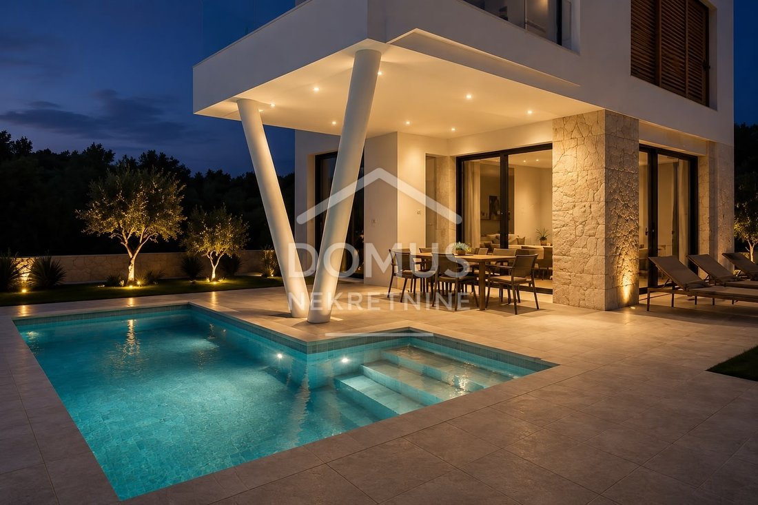 Casa en Vodice, Condado de Šibenik-Knin, Croacia 2 - 18752838
