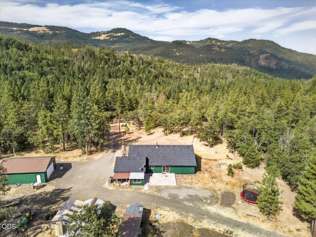 Casa a Eagle Point, Oregon, Stati Uniti 4 - 18754032