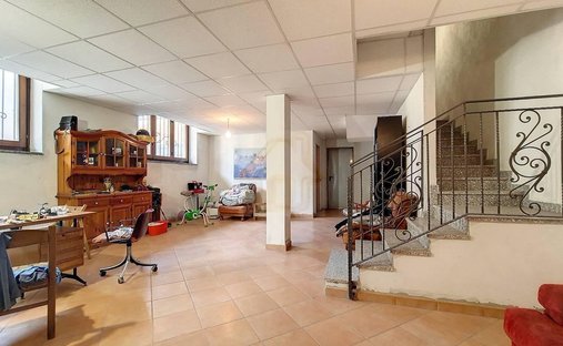 Villa a Lainate, Lombardia, Italia 1