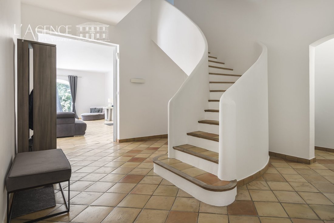 Villa en Le Tholonet, Provenza-Alpes-Costa Azul, Francia 5 - 18758032