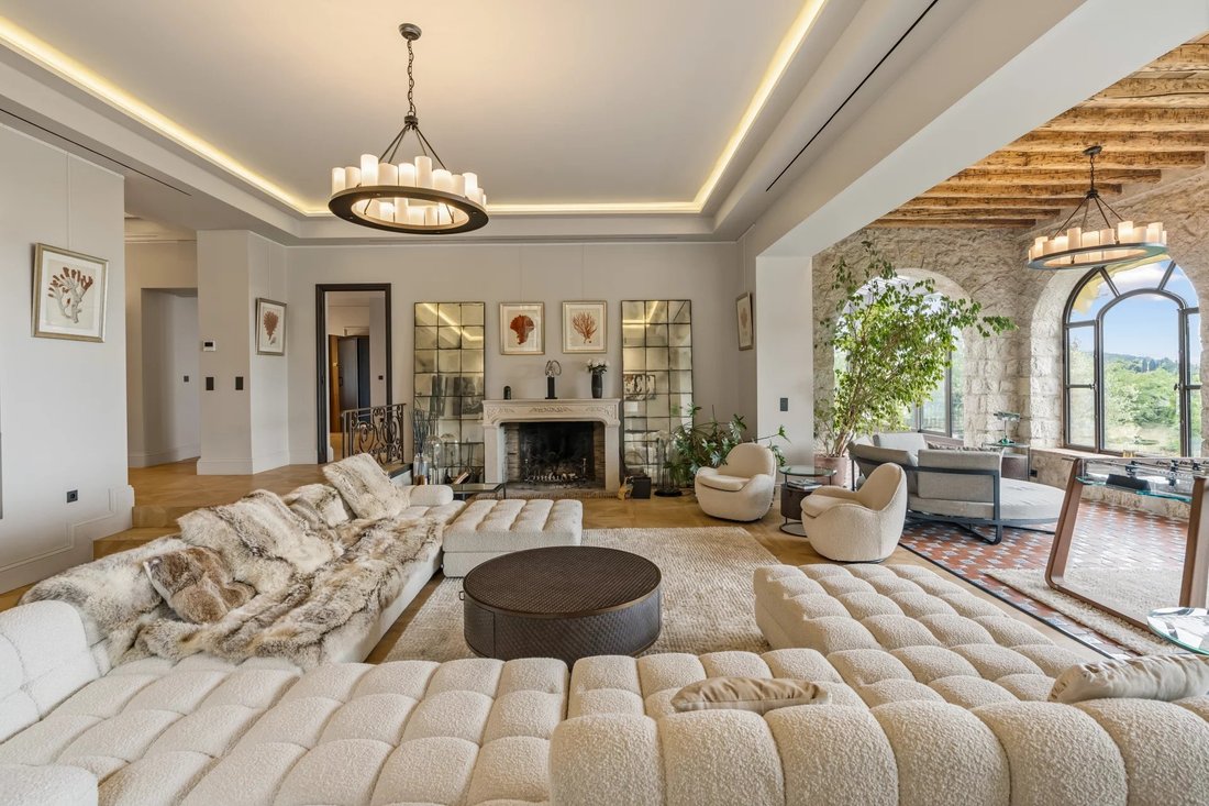 Villa a Mougins, Provenza-Alpi-Costa Azzurra, Francia 5 - 18749743