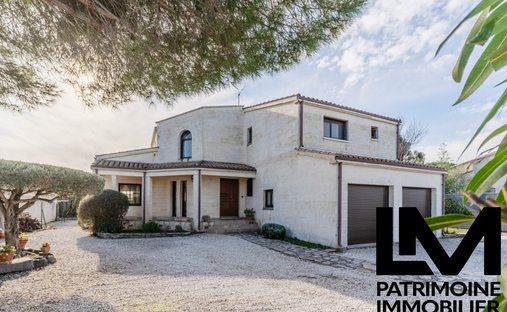 Villa in Ouest, Bessan, France 1