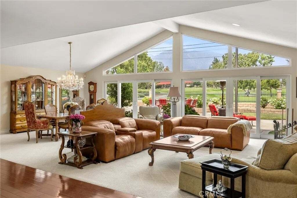 House in Upland, California, United States 1 - 18755782