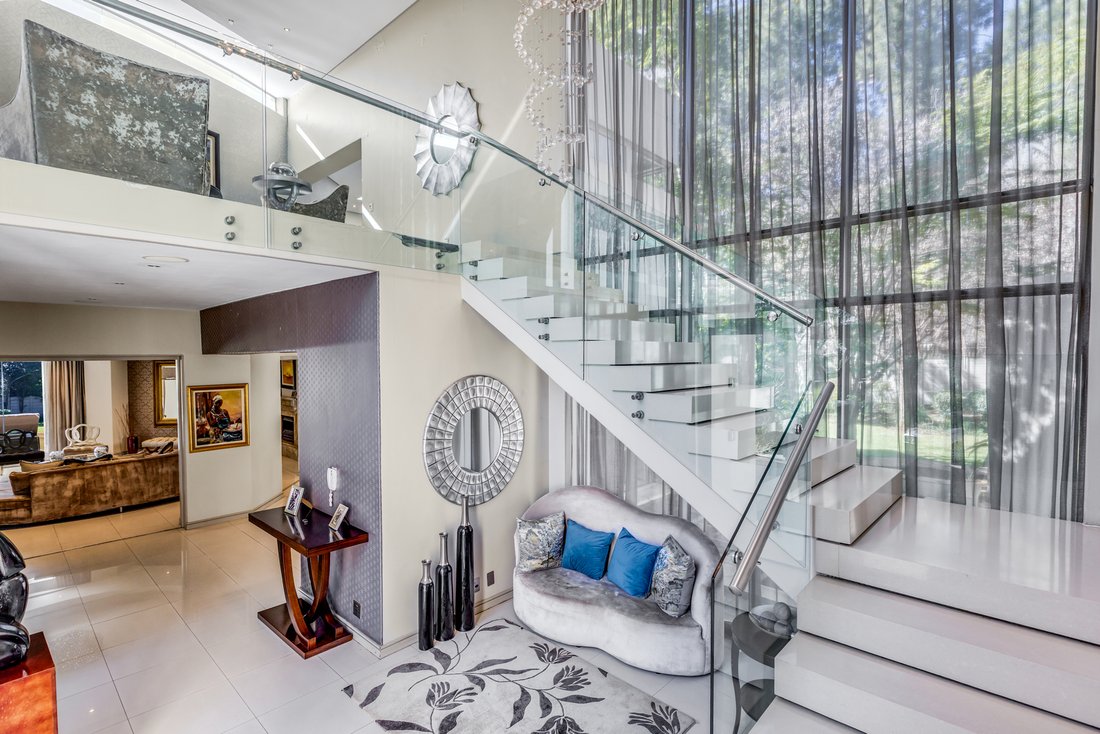 House in Bryanston, Gauteng, South Africa 4 - 18750287