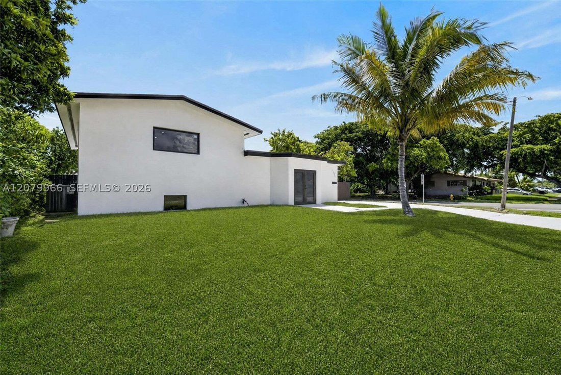 Casa en North Miami Beach, Florida, Estados Unidos 2 - 18758644