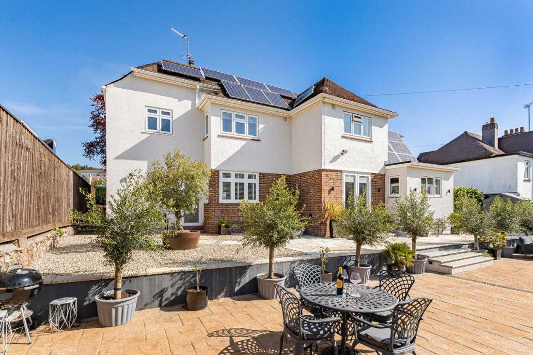 House in Torquay, England 1 - 18760990