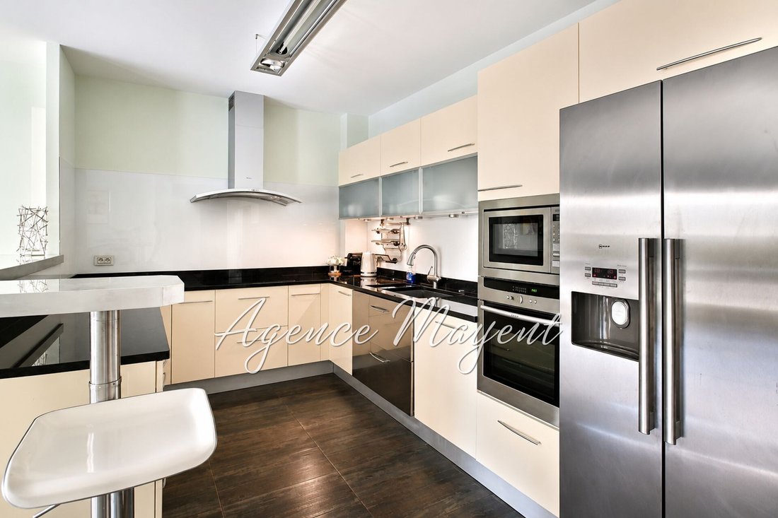 Appartement à Cannes, Provence-Alpes-Côte d'Azur, France 3 - 17802532