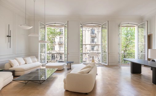 Apartment in Saint Thomas d'Aquin, Paris 7e Arrondissement, Paris 1