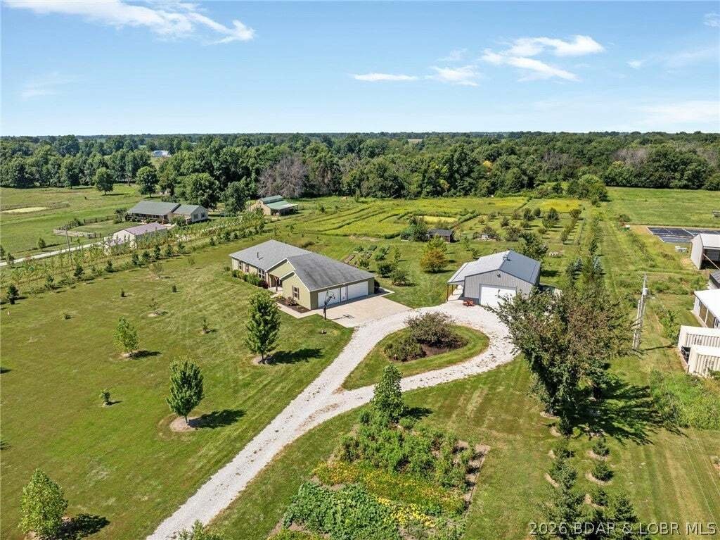 House in Sturgeon, Missouri, United States 1 - 18760785