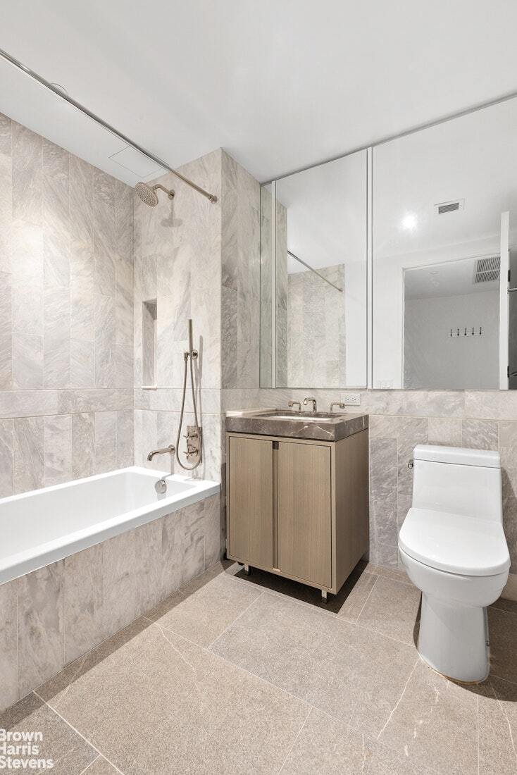 Condo in New York, New York, United States 5 - 18735022