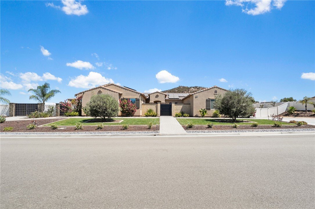 House in Menifee, California, United States 3 - 18753893