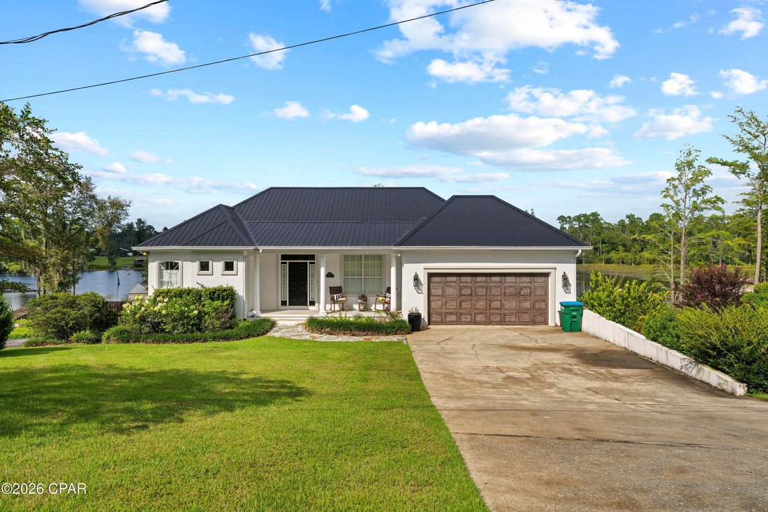House in Alford, Florida, United States 1 - 18676171