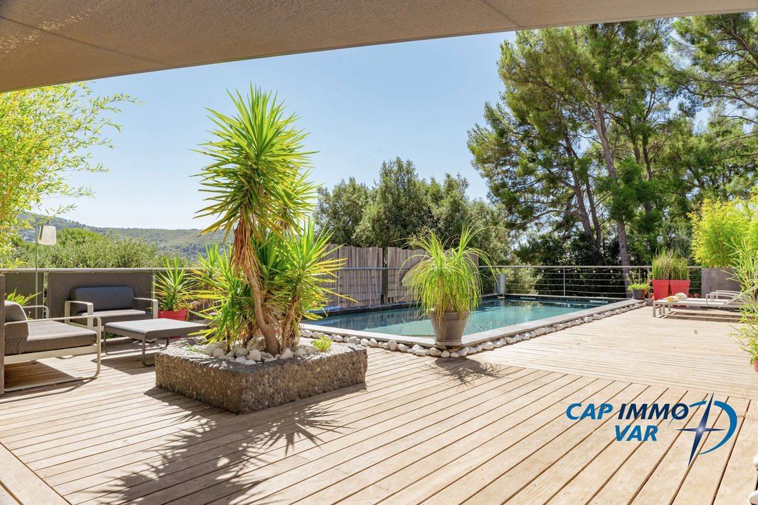 Villa in Ceyreste, Provence-Alpes-Côte d'Azur, Frankreich 1 - 18758009