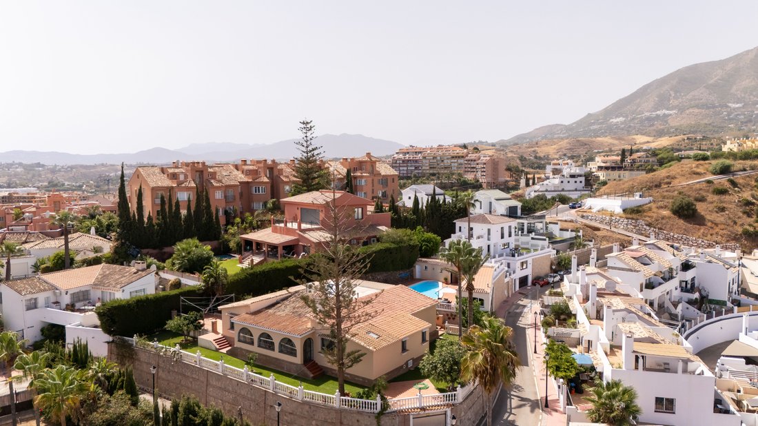 Villa en Fuengirola, Andalucía, España 1 - 18749159