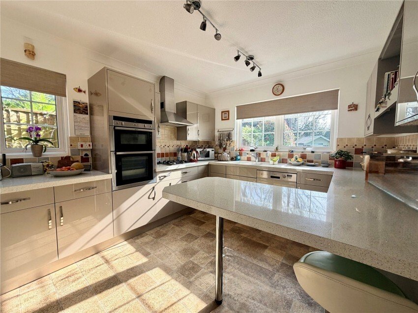 Casa en Lymington, Inglaterra 3 - 18754674