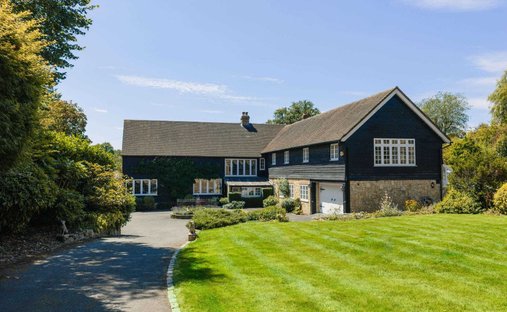 House in Shamley Green, Wonersh, England 1