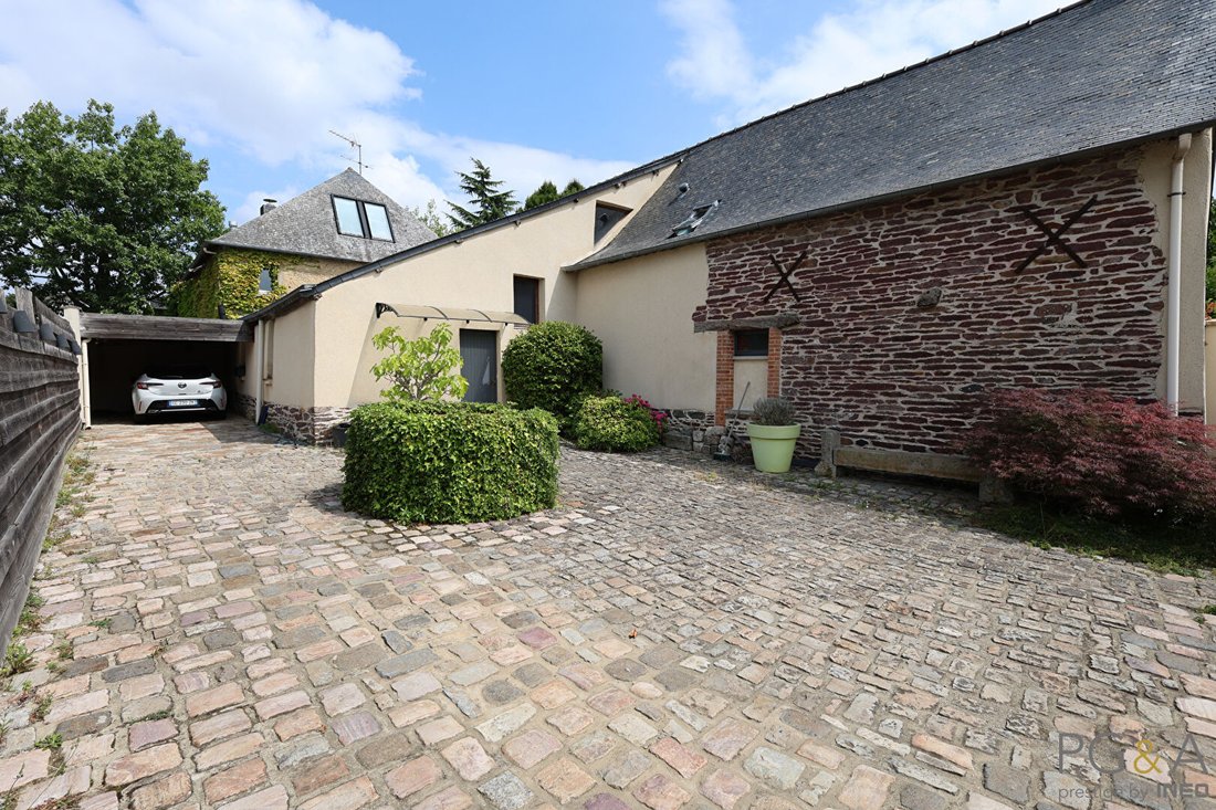 Maison à Est, Noyal-Châtillon-sur-Seiche, France 3 - 18754959