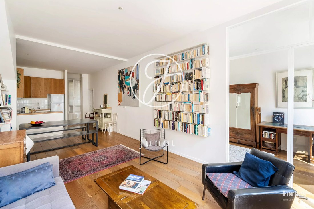Apartment in Chateau d'Eau-Lancry, Paris 10e Arrondissement, Paris 5 - 18750077