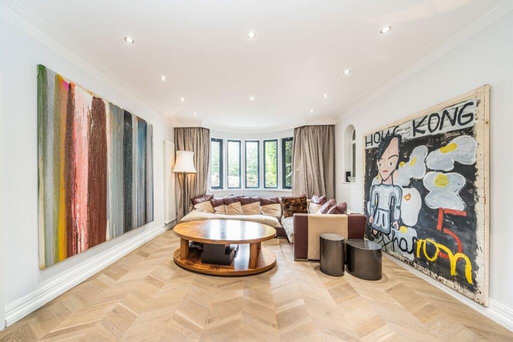 House in Childs Hill, Barnet, England 3 - 18760981