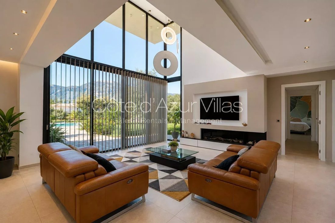 Villa en Nord, Roquefort-les-Pins, Francia 3 - 16875651