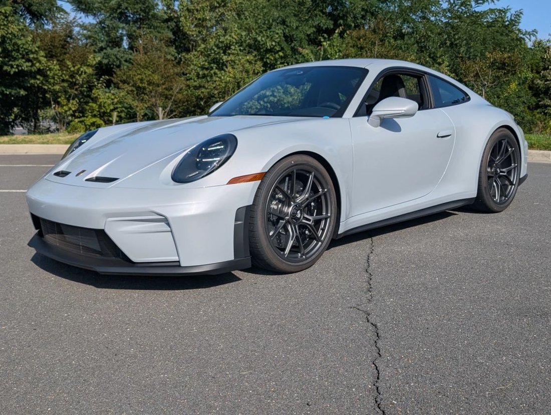 Coupe in Ashburn, VA, United States 2 - 18759671