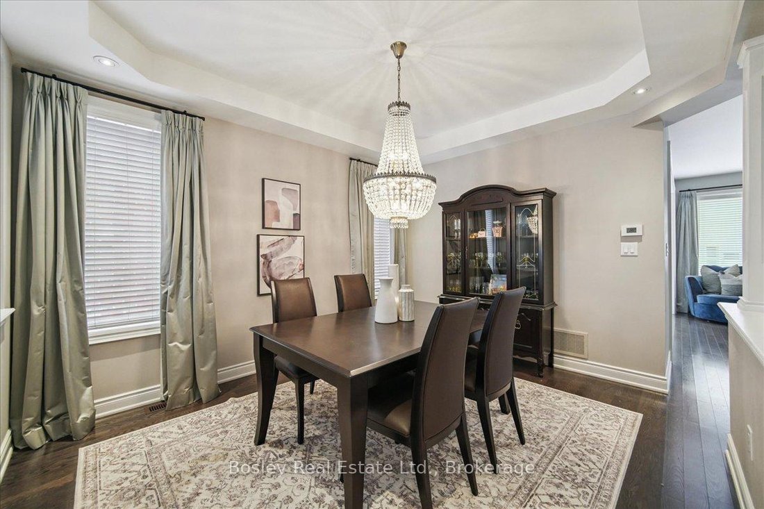 House in Oakville, Ontario, Canada 3 - 18753717