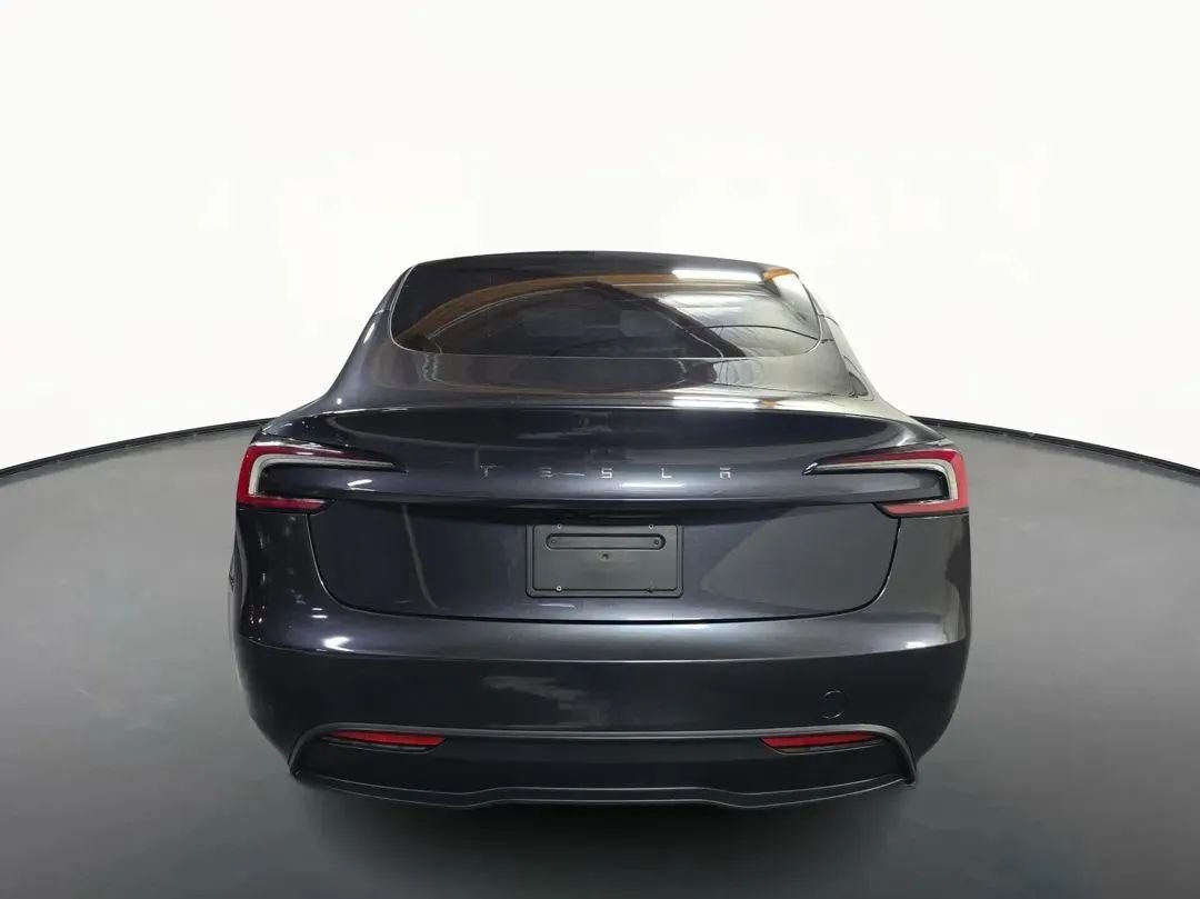 Sedan in Laguna Hills, CA, United States 4 - 18755348
