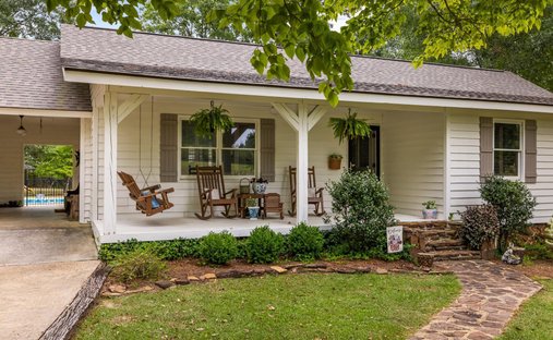 House in Verbena, Alabama, United States 1