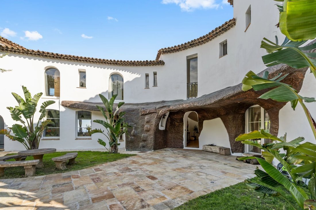 Villa à Opio, Provence-Alpes-Côte d'Azur, France 2 - 18749739