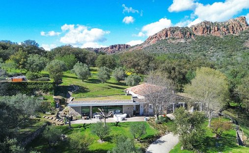 Villa en Ecarts, Roquebrune-sur-Argens, Francia 1